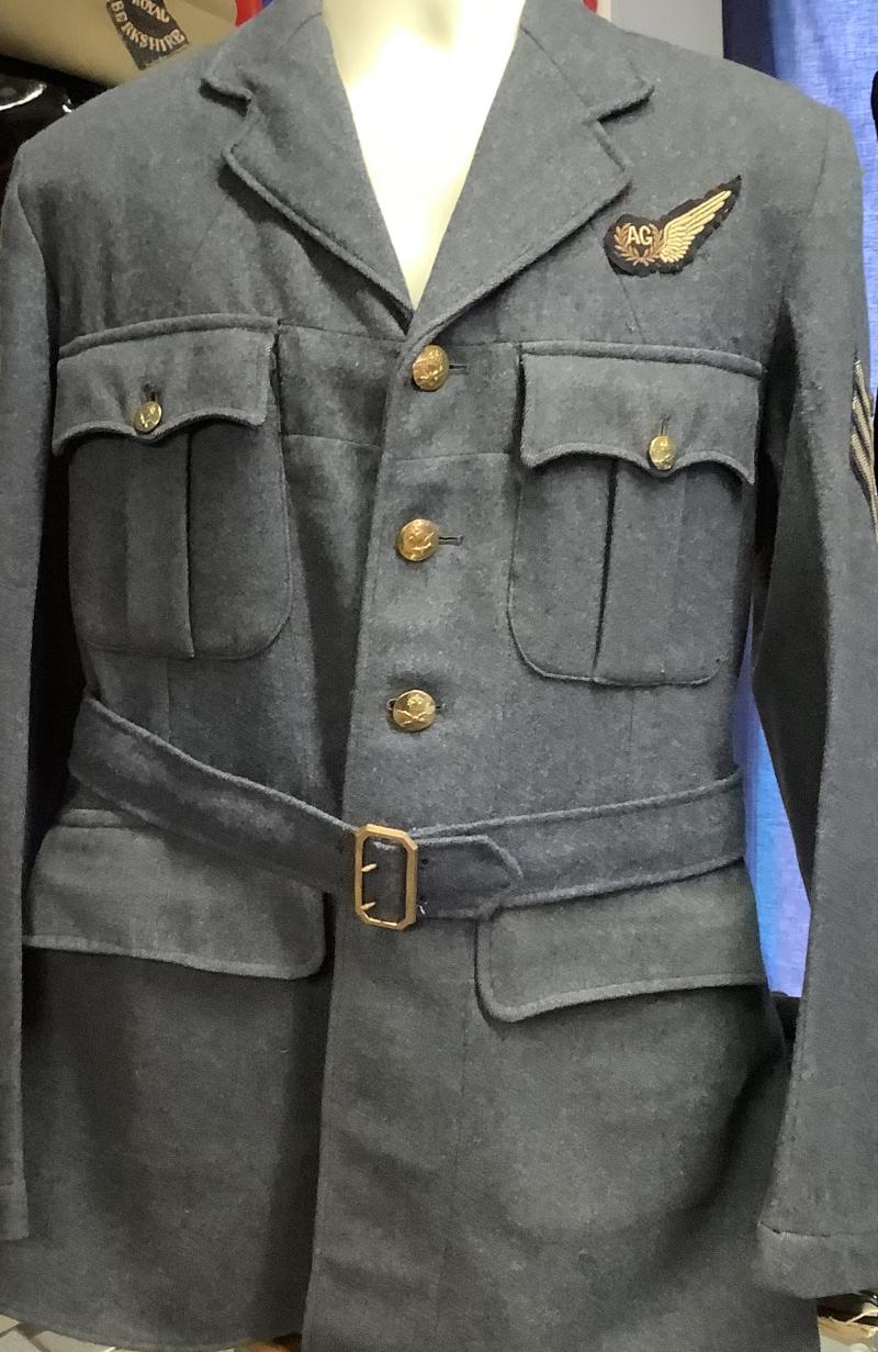 1945 DATED RAF FLIGHT GUNNERS TUNIC