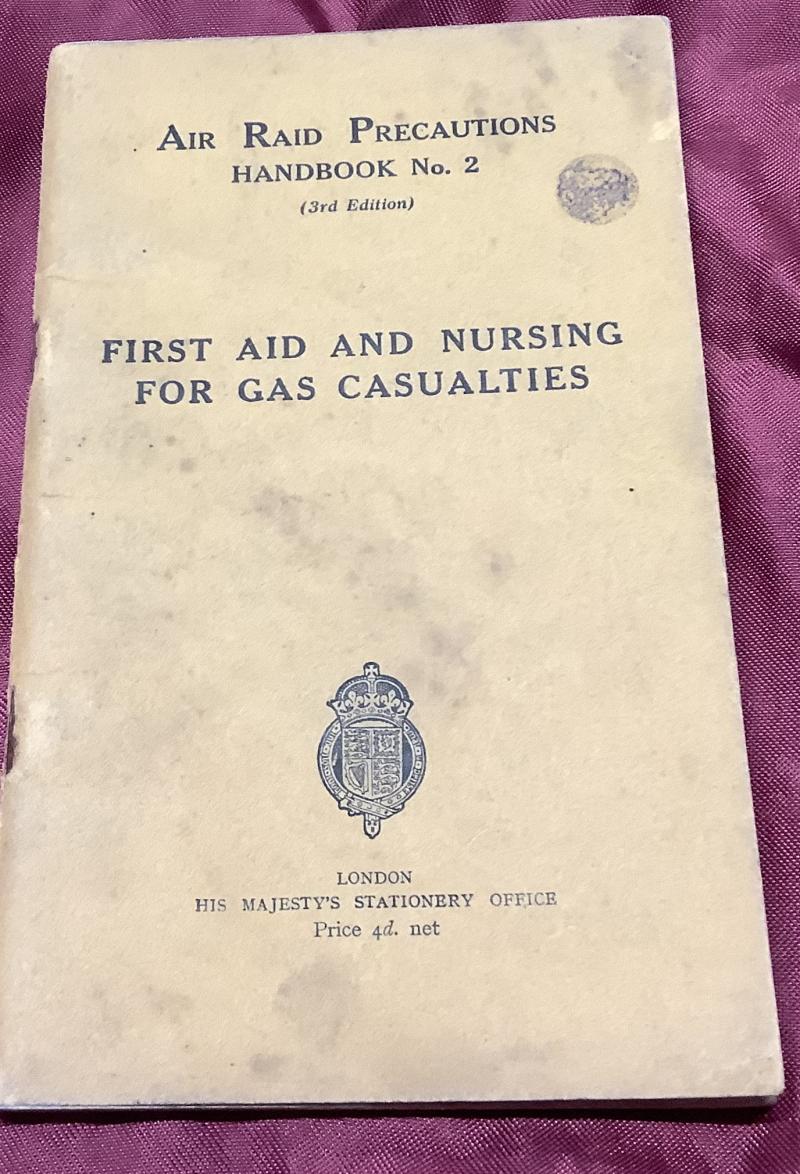 PRE-WAR ARP FIRST AID BOOKLET