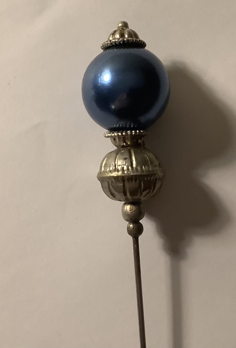 LADIES VINTAGE HATPIN