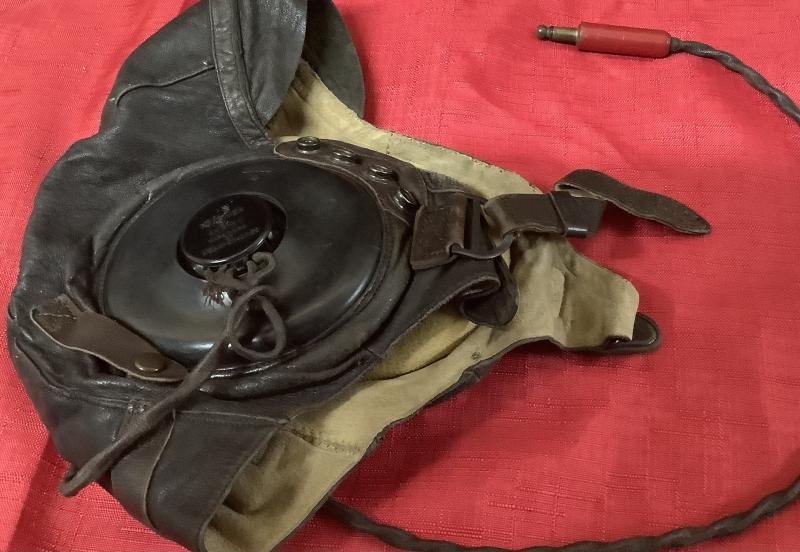 WWII TYPE A-11  FLYING HELMET