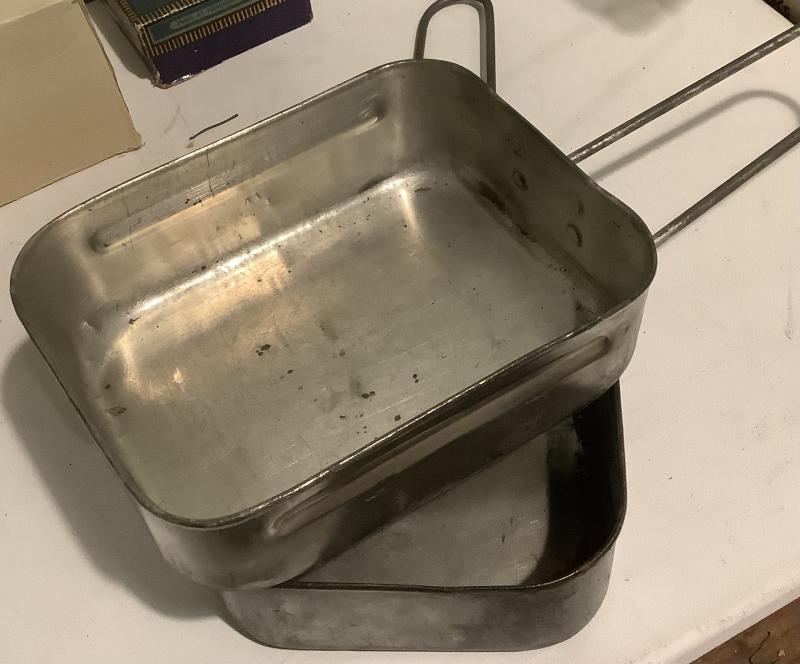 WARTIME DATED ARMY MESS TINS