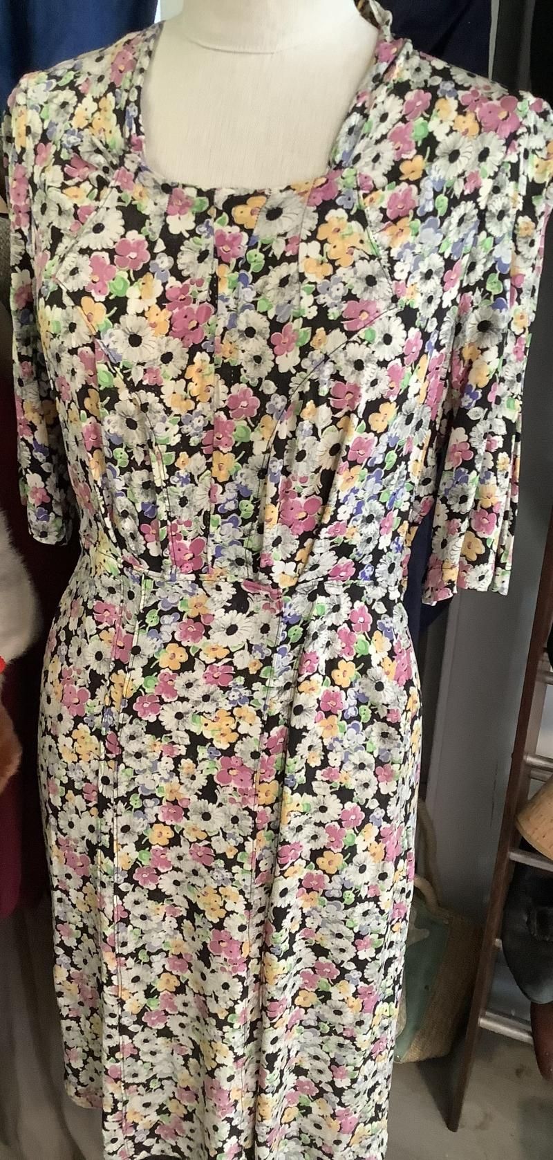 WWII LADIES DAY DRESS